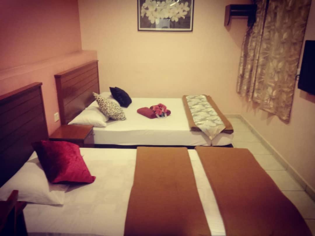 Weng Kong Homestay Slim River Exterior foto